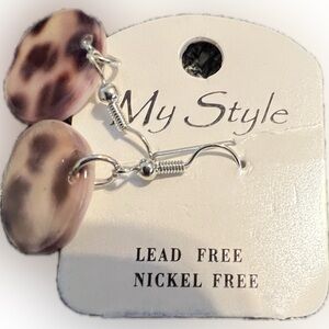 🍄NEW My Style Brown and Cream Round Leopard Dangle Fishhook Earrings Jewelry